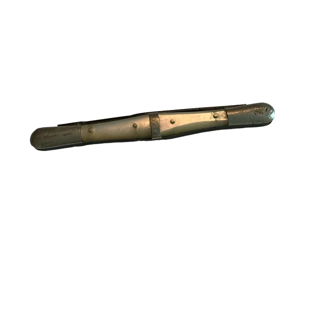 M.B.C CO Mini Mnife Mother of Pearl Vintage